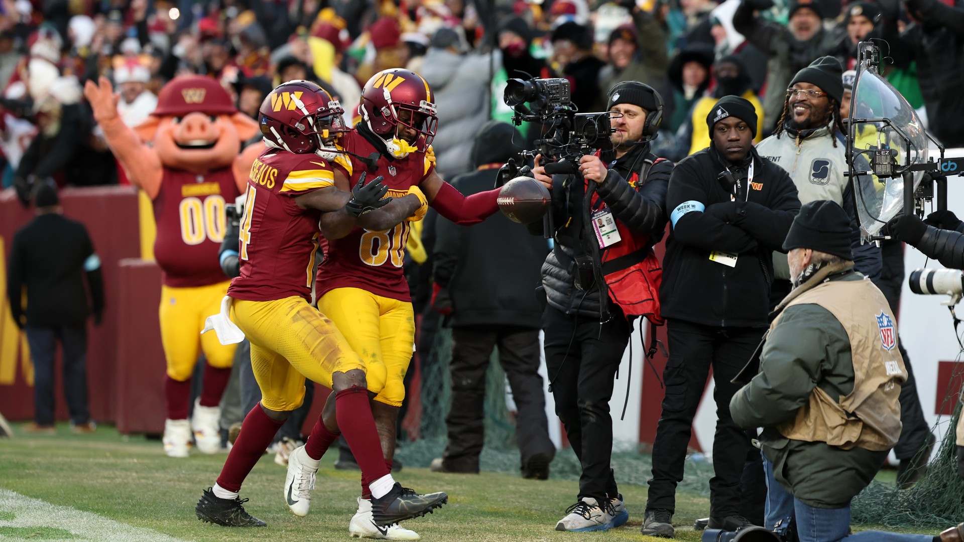 NFL: Commanders stun Eagles with late touchdown