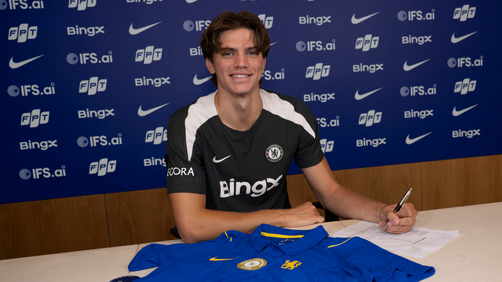 Chelsea close £47m deal for Marco Palestra