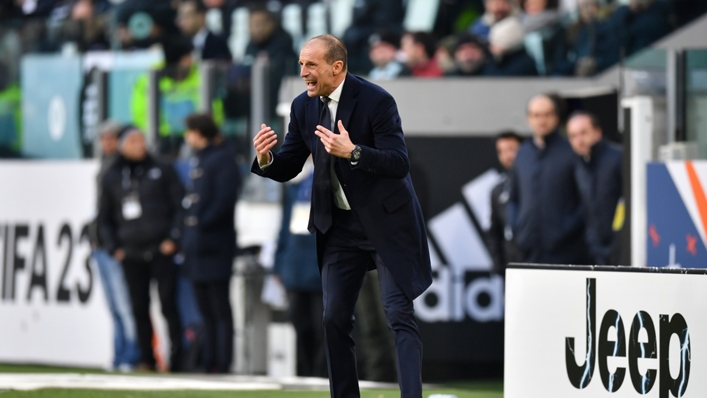 Massimiliano Allegri shouts instructions during Juventus' 2-0 home defeat to Monza