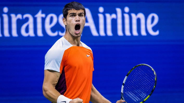 Carlos Alcaraz reacts during his 2022 US Open against Marin Cilic