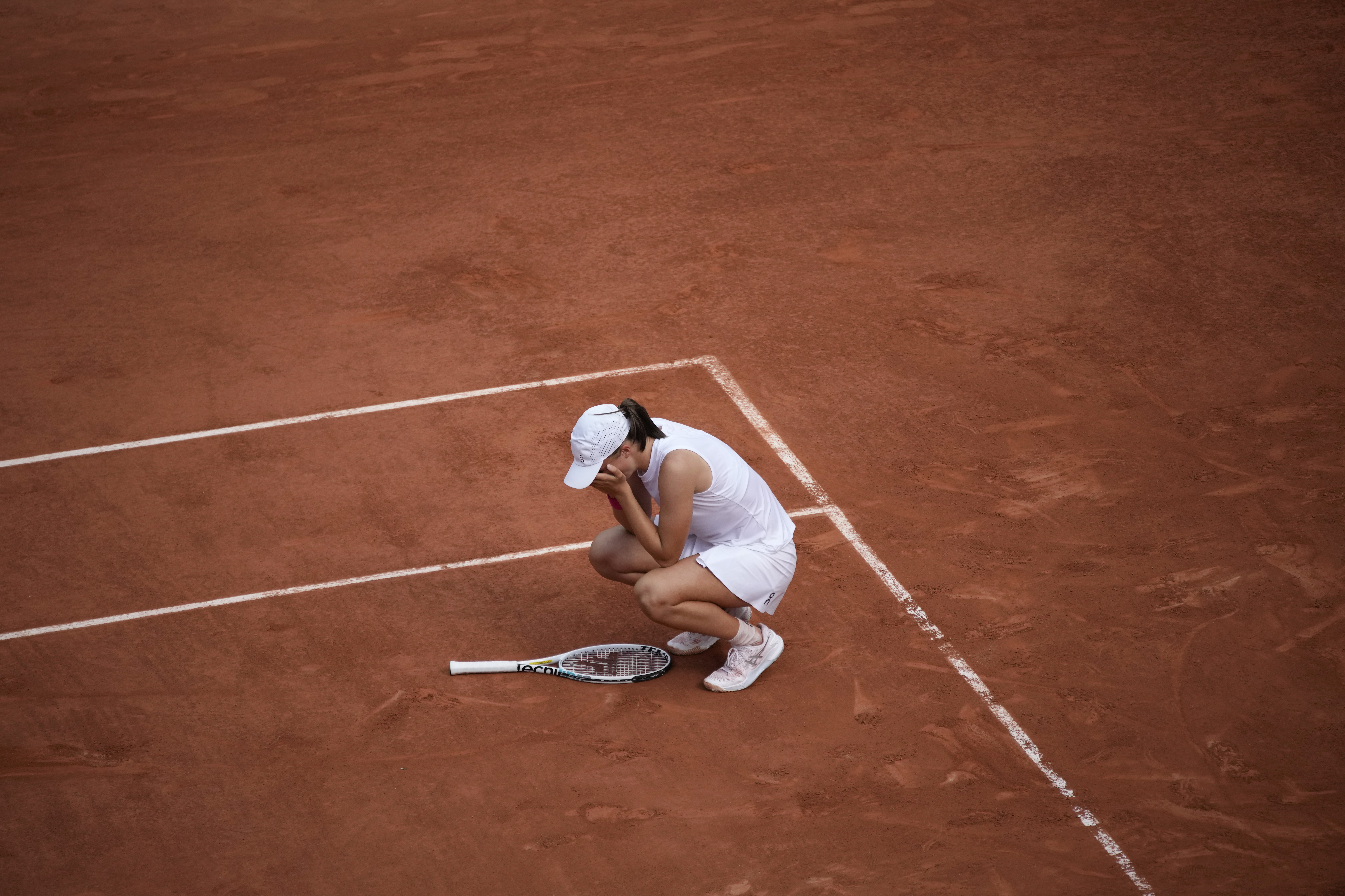 Iga Swiatek shows her emotions after the final point