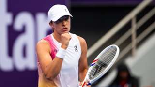 Swiatek sees off Sakkari to start Qatar title defence
