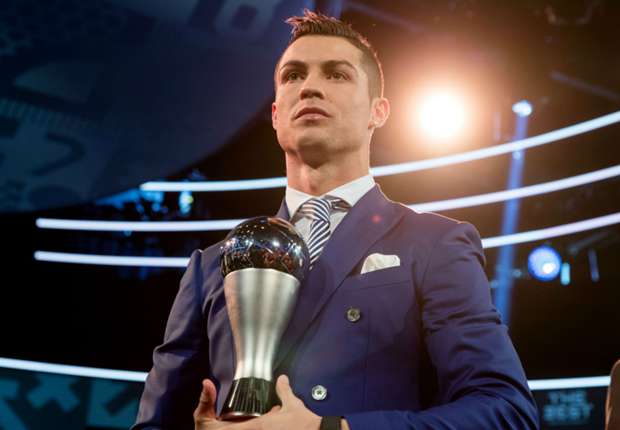 cristianoronaldo-cropped_kpwjszgq19y011mxlxr3nrkvp.jpg