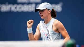 Swiatek cruises past Golubic and into last 16 of Canadian Open