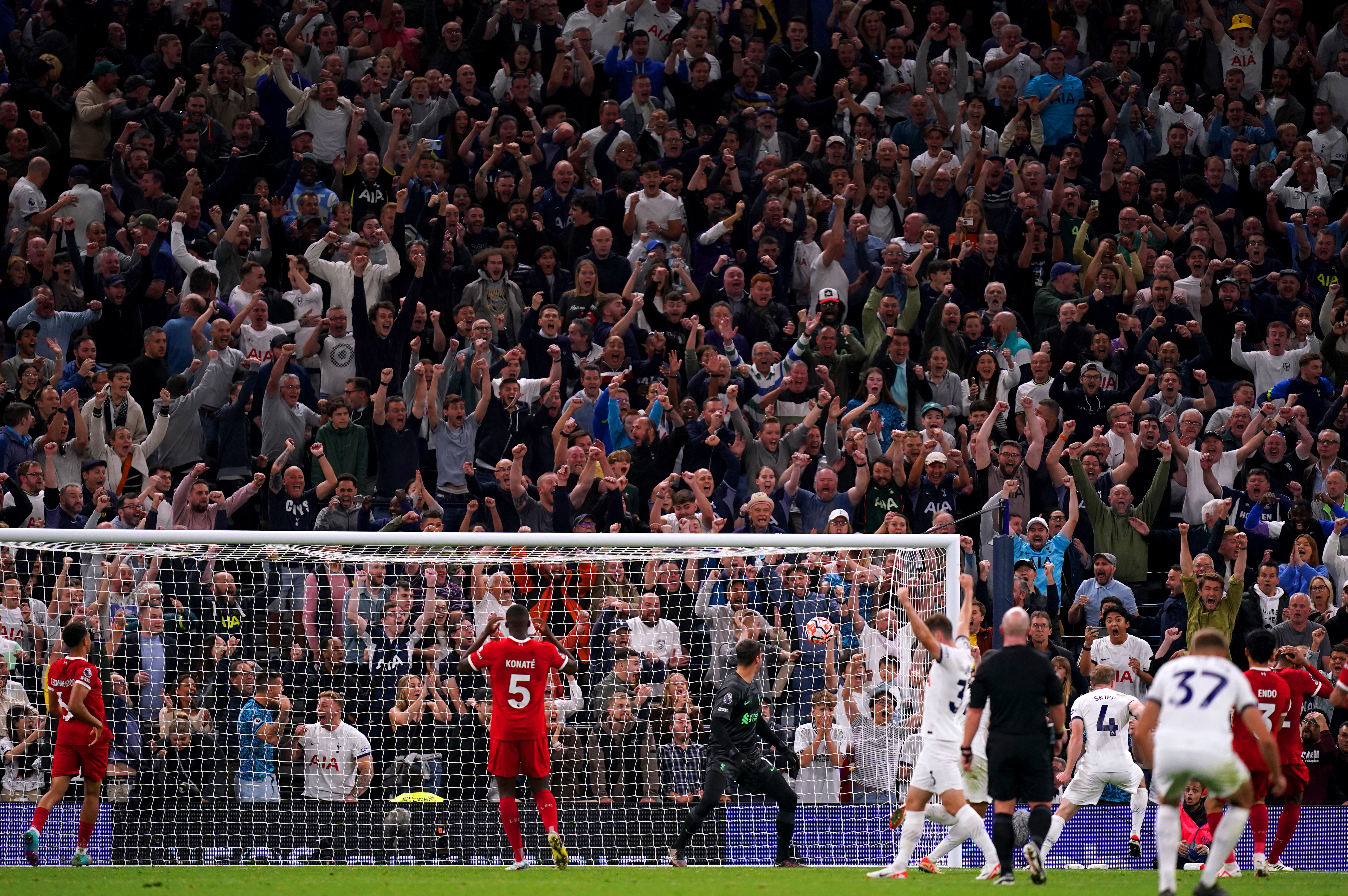 Tottenham left it late to take all three points