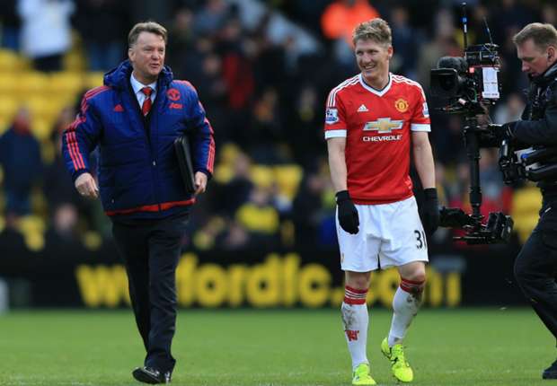 van-gaal-schweinsteiger-cropped_1er9ukhptuun91t0s05edpq7fo.jpg