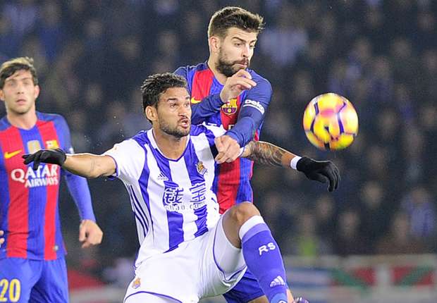 gerard-pique-cropped_1d37xs15zgv6w1rn7cy5zcu74y.jpg