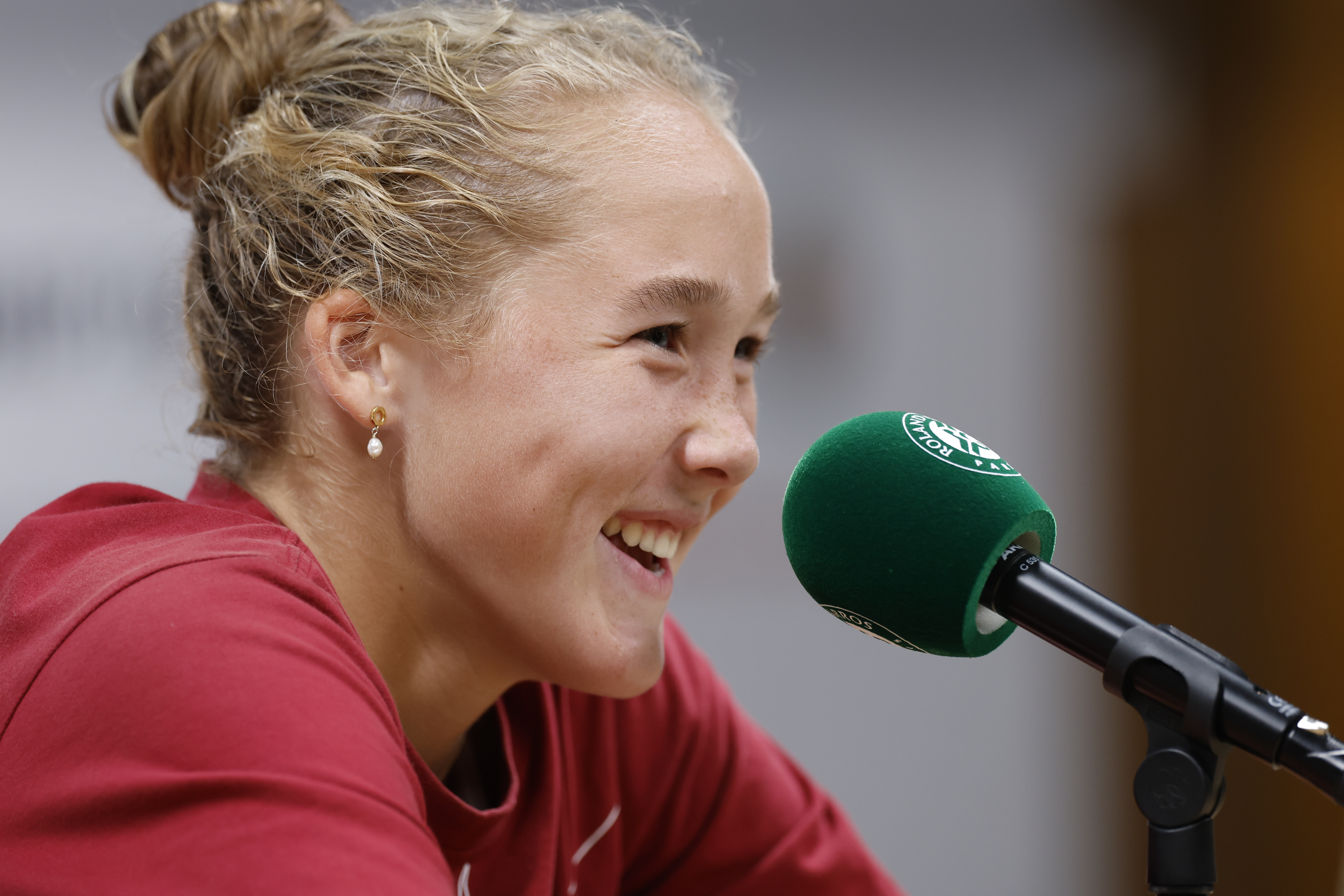 Mirra Andreeva in a press conference