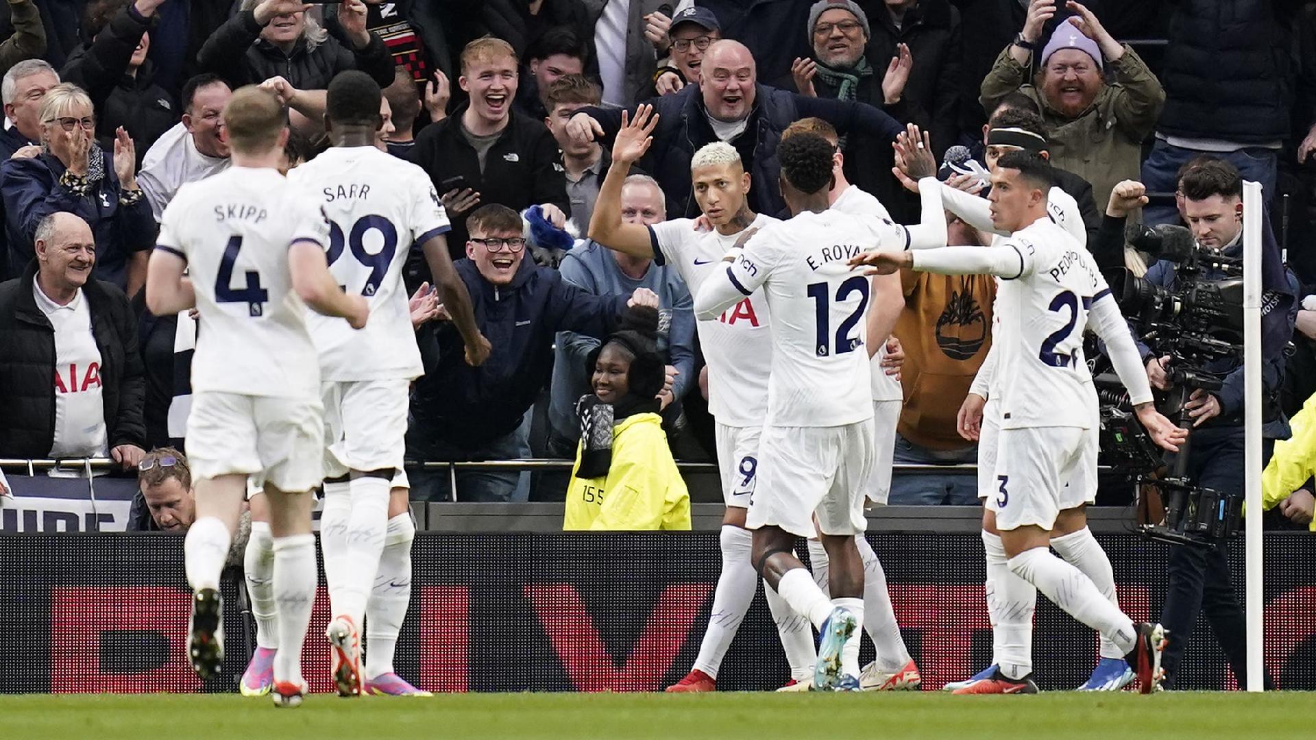 Richarlison sets Tottenham on their way to hard-fought win over old club Everton
