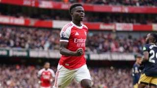 Arsenal 2-0 West Ham: Saka marks milestone appearance in style
