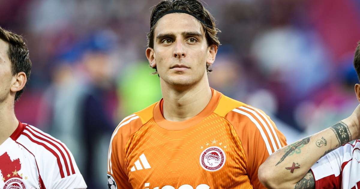 Hull City smash transfer record to land goalkeeper Tzolakis from Olympiacos