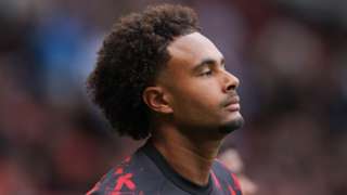 Carrick: Zirkzee still important to Man Utd despite failed Everton move