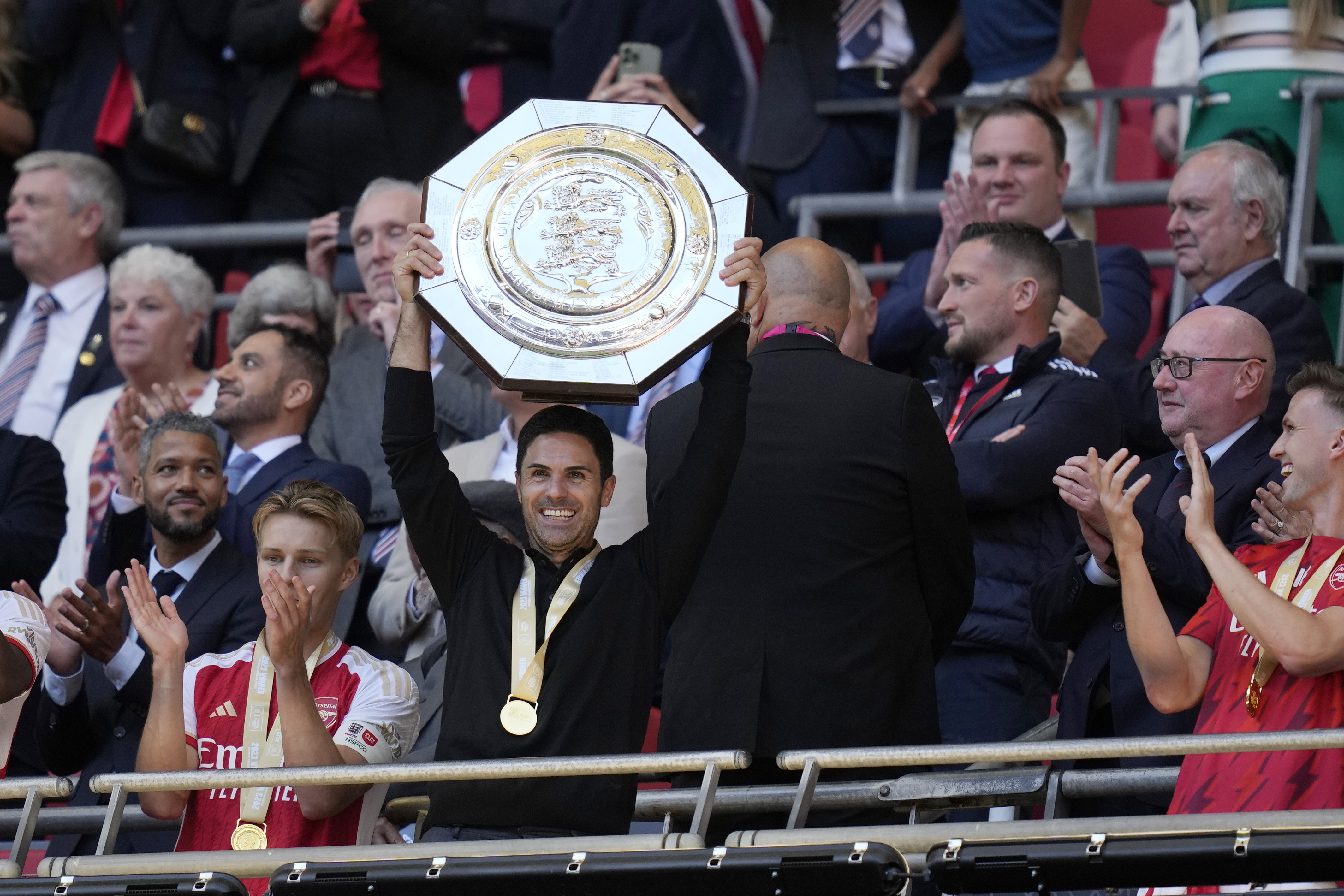 Mikel Arteta guided Arsenal to the Community Shield