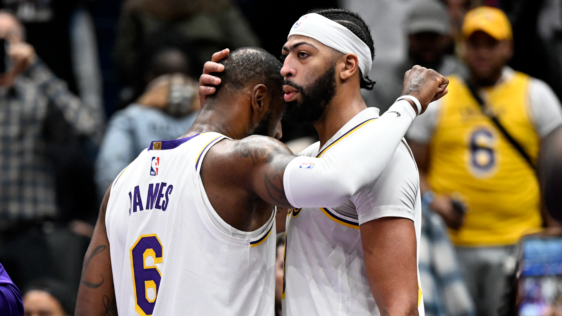 LeBron Memuji Davis Yang Luar Biasa Setelah Tampil Dominan