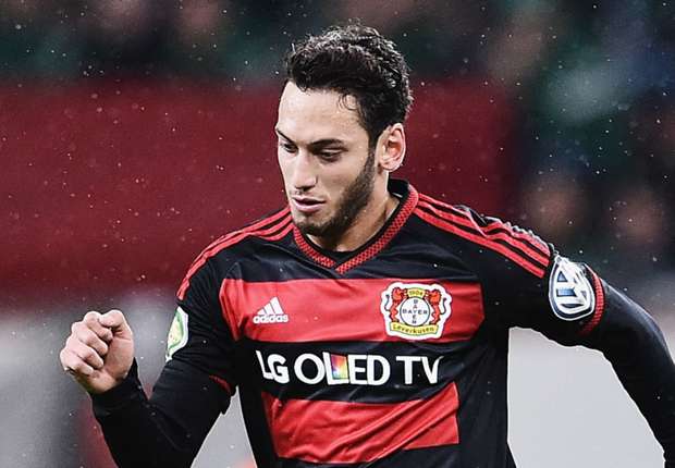 hakancalhanoglu-cropped_65ci13ycygfh1knhodsy2q1z8.jpg
