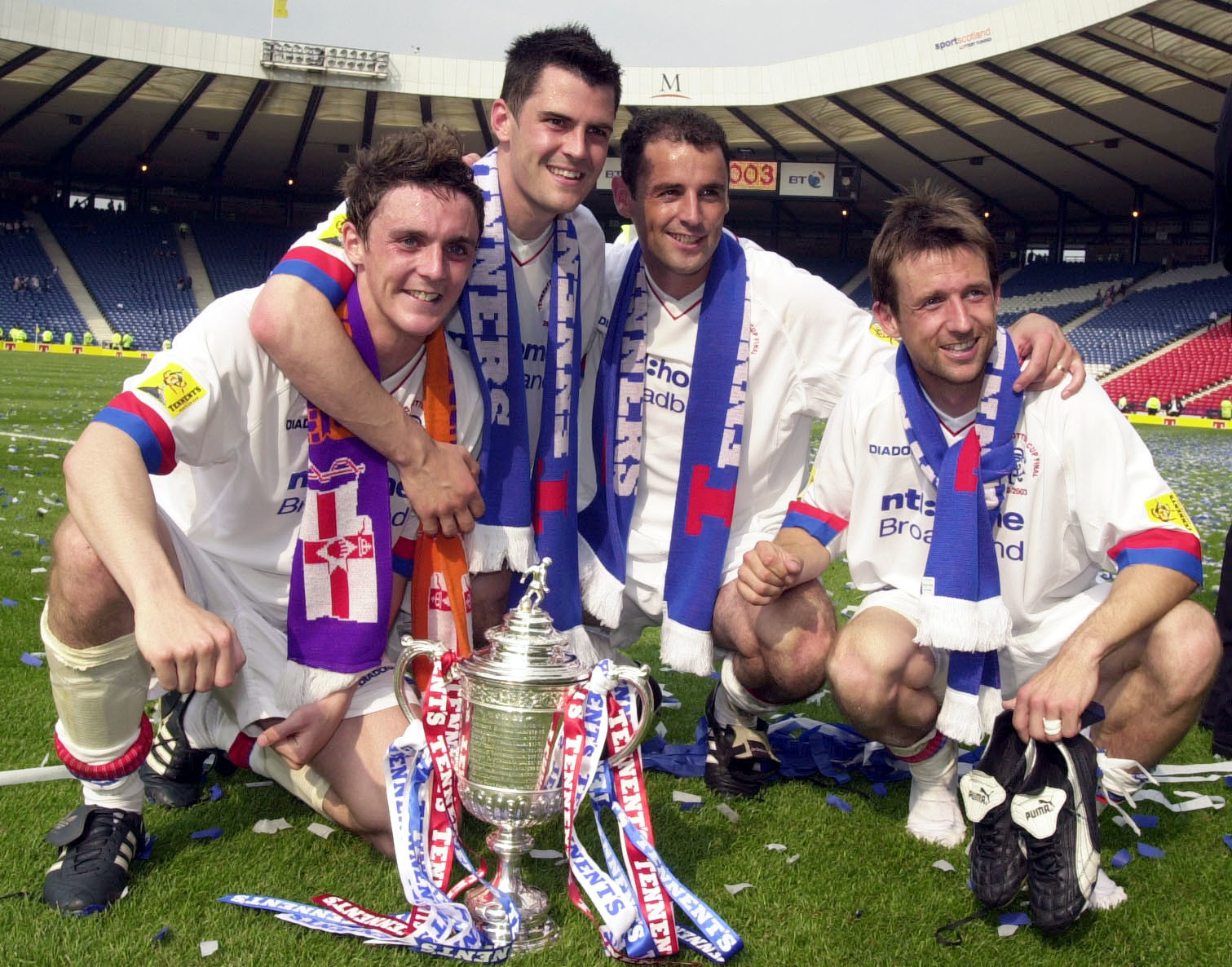 Kevin Muscat, second from the right