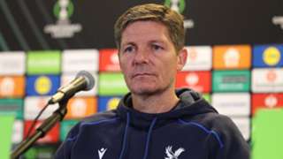 Palace boss Glasner shoots down contract speculation as 'fake news'