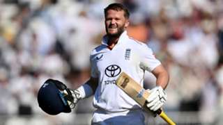 Duckett century leads England revival on day two against New Zealand