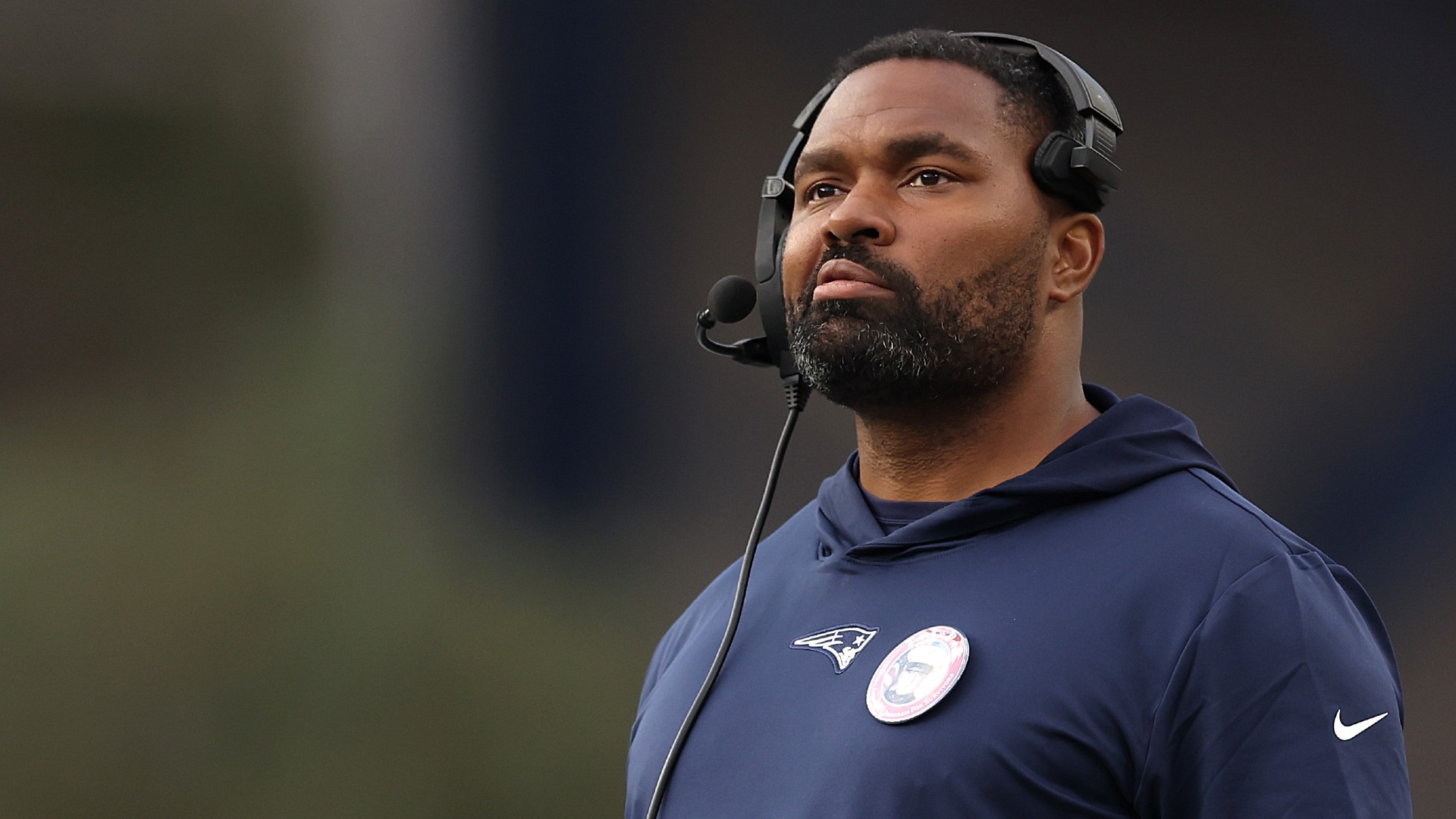Patriots tab Jerod Mayo to succeed Belichick