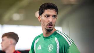 Man Utd loan Bayindir to Celta Vigo
