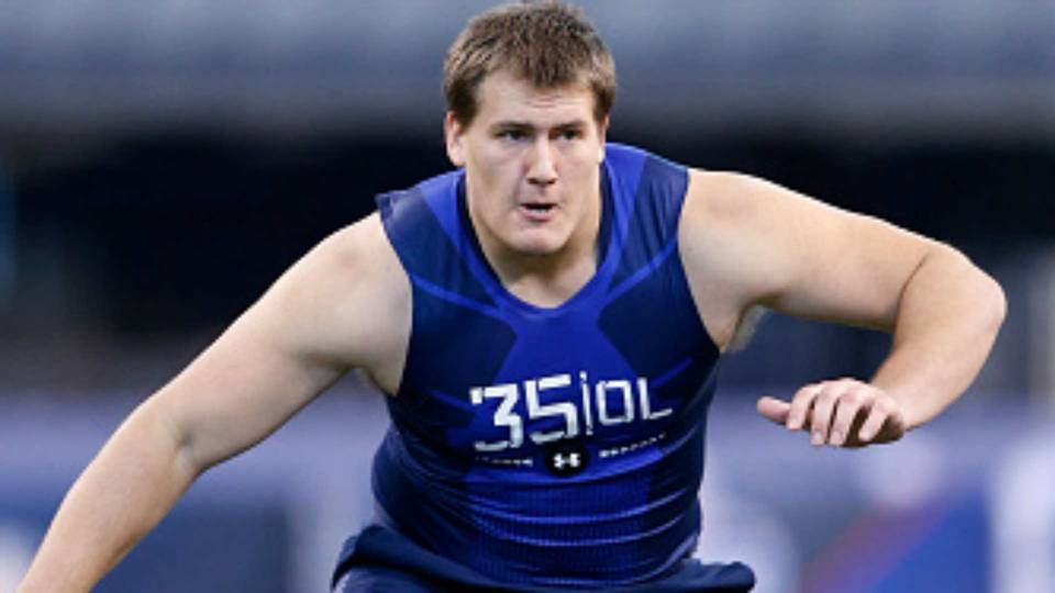 Bucs trade back in Round 2 for D-III lineman Ali Marpet | NFL ...