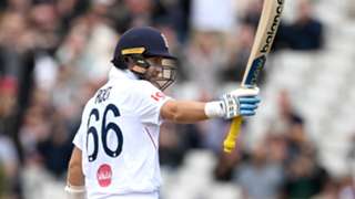 Root leads England recovery to see off Pakistan