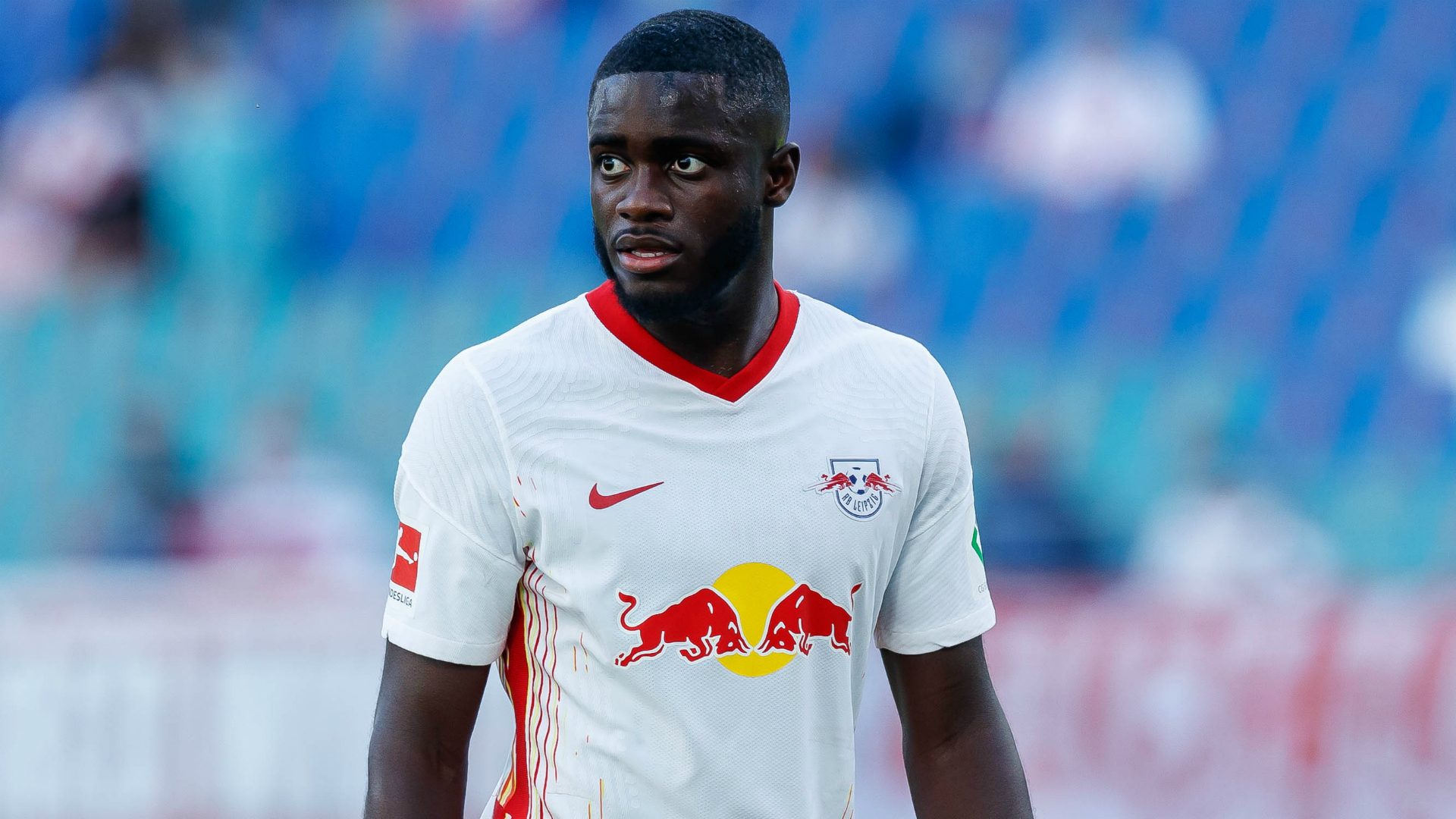 Carragher urges Liverpool to sign Upamecano in January