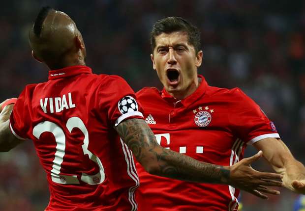 robert-lewandowski-arturo-vidal-cropped_4gqjddh484dw1rembubwwqowq.jpg