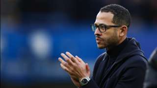 ‘I need to win’ – Rosenior desperate for Chelsea result against Man Utd
