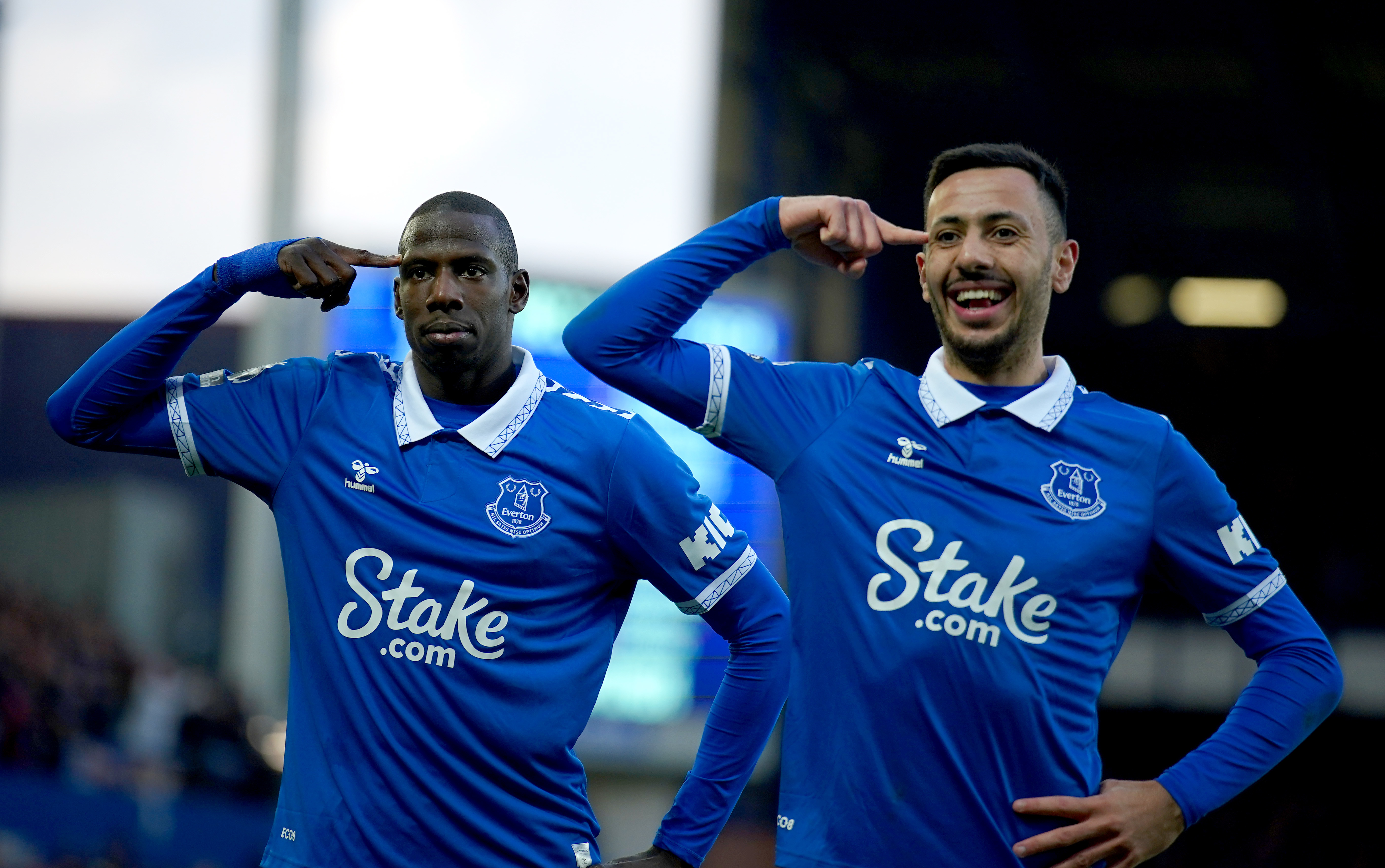 Everton win again as Abdoulaye Doucoure and Lewis Dobbin down toothless Chelsea