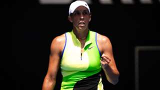 Australian Open: Madison Keys makes winning start to title defence