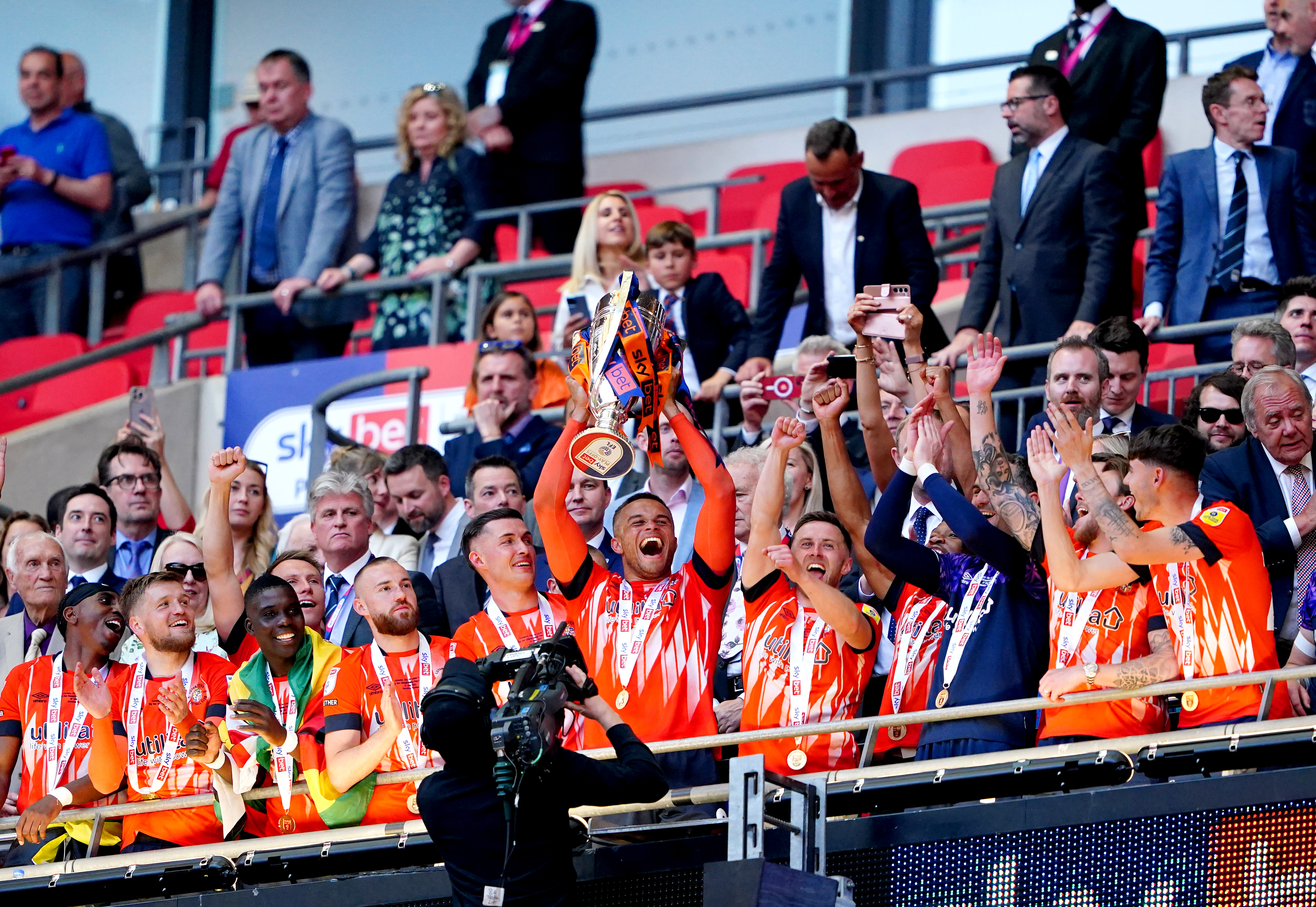 Luton secured their return to the top flight with Sky Bet Championship play-off final victory over Coventry
