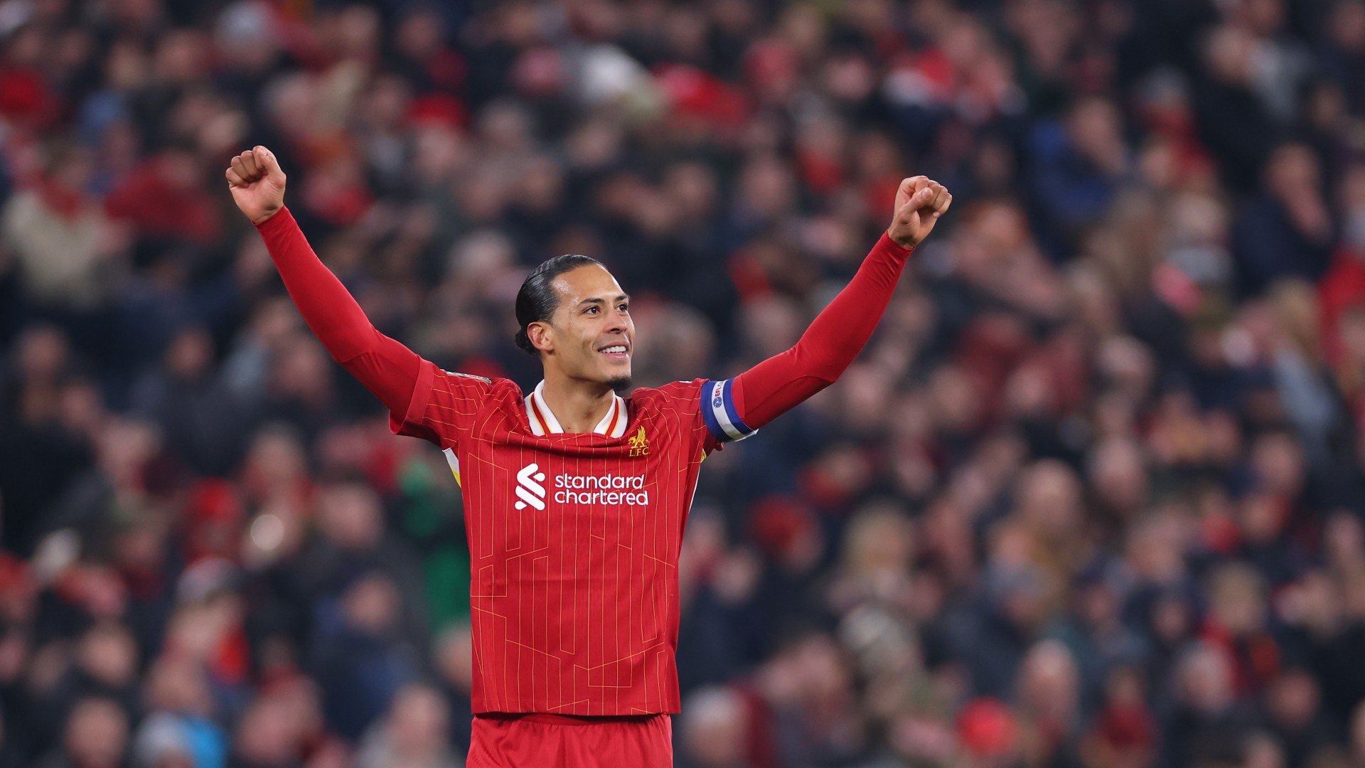 Van Dijk urges Liverpool fans to make Anfield 'horrible'
