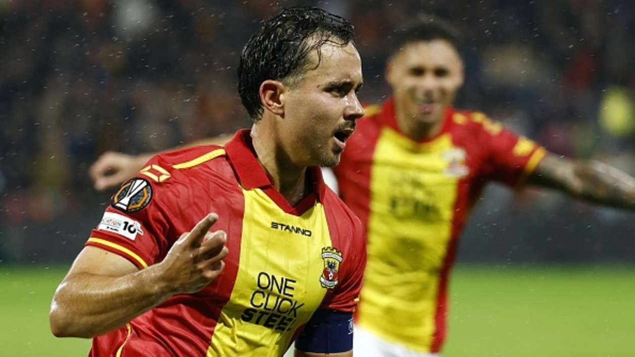 Go Ahead Eagles 2-1 Aston Villa: Eredivisie outfit stun Emery's men as Buendia misses penalty