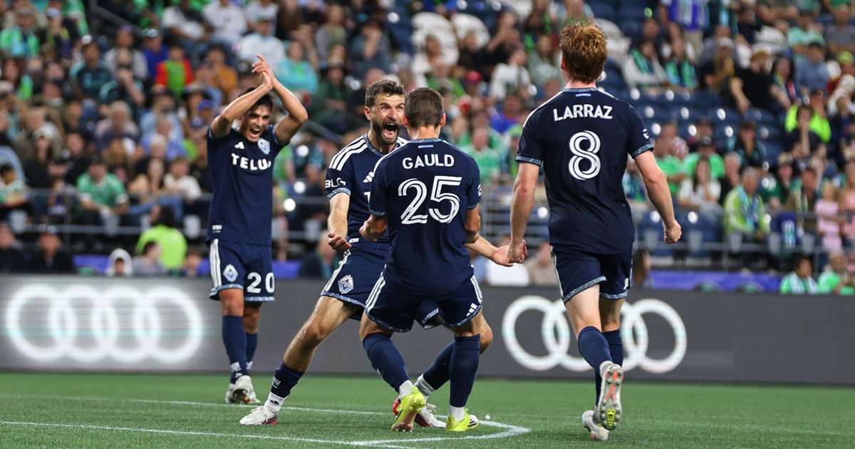 Clever Muller free-kick caps Vancouver Whitecaps' 2-0 derby win over Seattle Sounders