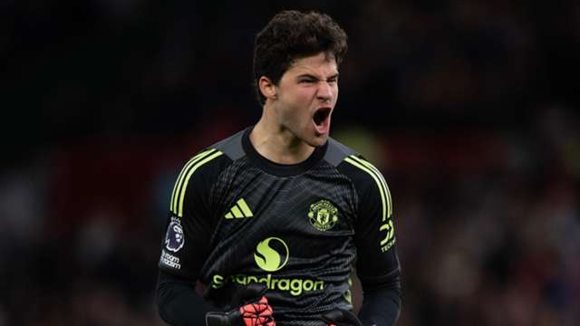 Lammens unfazed by Man Utd pressure, Schmeichel comparisons