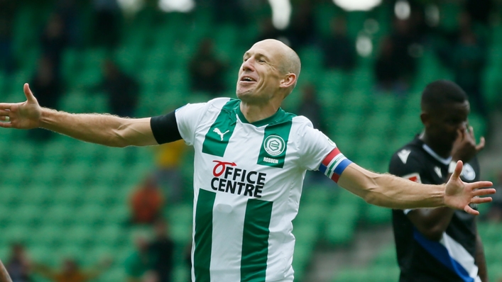 Noni Madueke's approach on the right-wing has been likened to Dutch great Arjen Robben