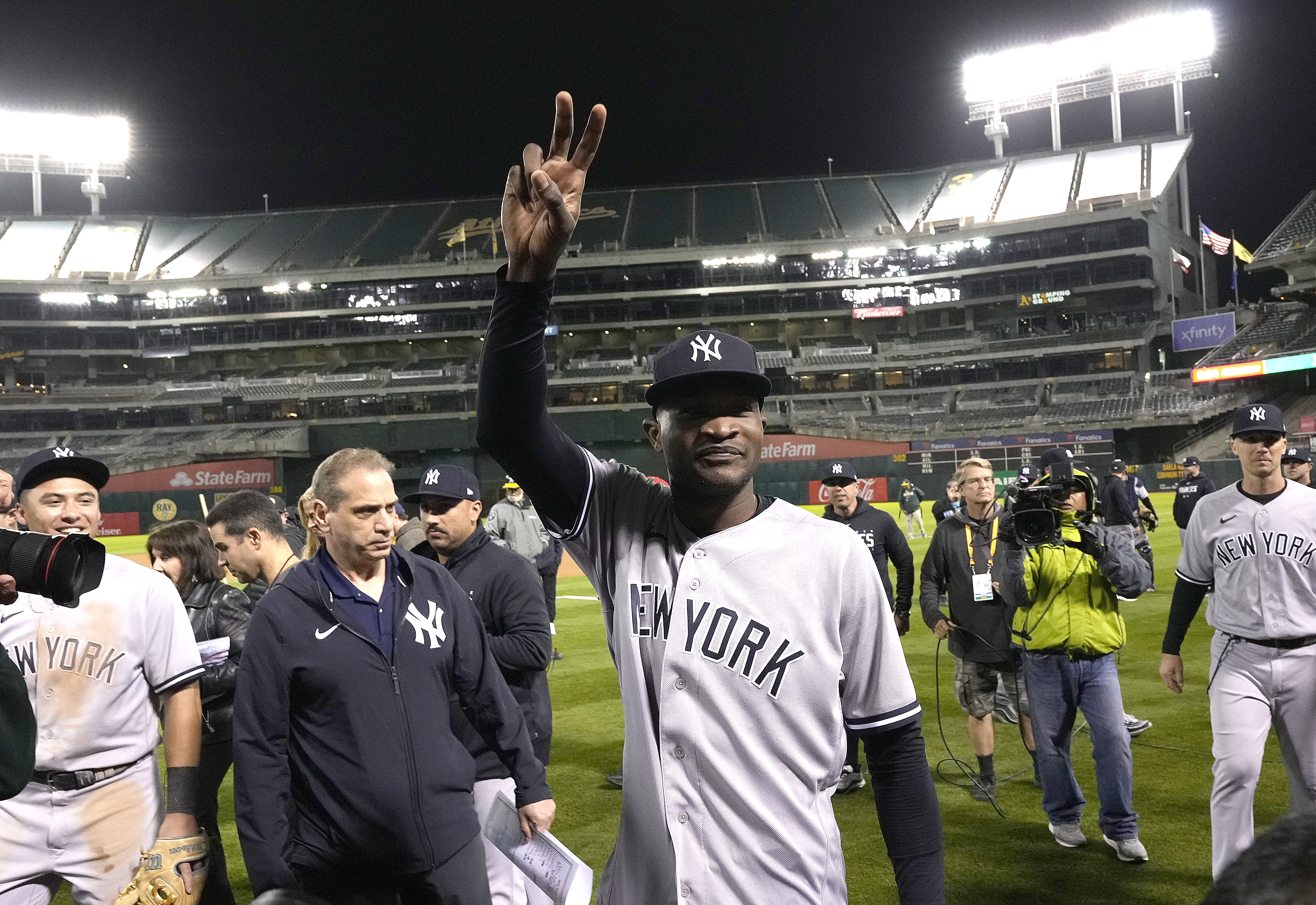 Domingo German throws 24th perfect game in major league history in Yankees' 11-0 rout of Athletics
