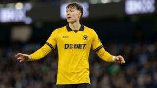 Strand Larsen completes big-money Crystal Palace move