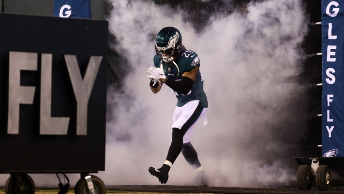 Avonte Maddox will be tasked with slowing Travis Kelce