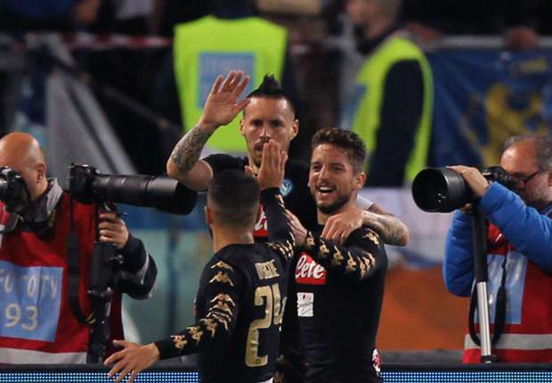 mertens-cropped_eek747ayml261mcejkzv6h9xs.jpg