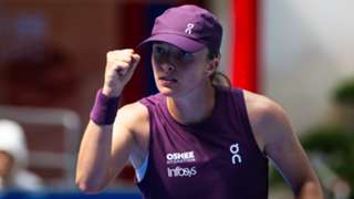 Swiatek beats compatriot Frech to start Wuhan Open campaign