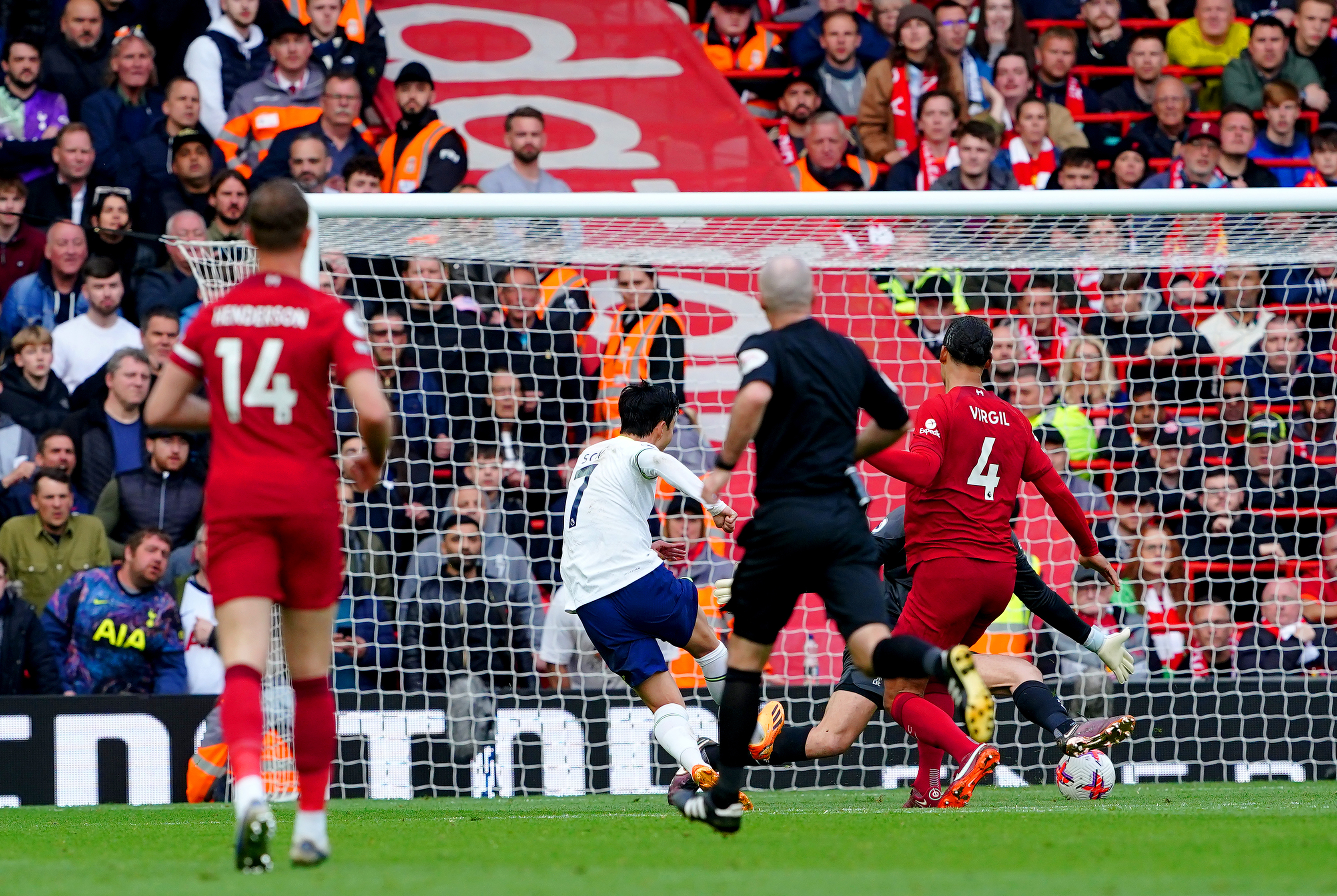 Diogo Jota Scores Dramatic Winner For Liverpool To Thwart Tottenham ...