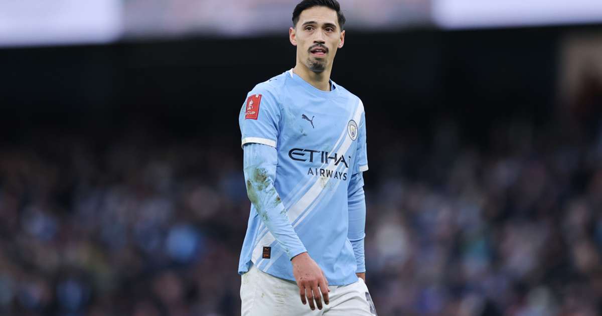 Tijjani Reijnders celebrates a goal for Manchester City