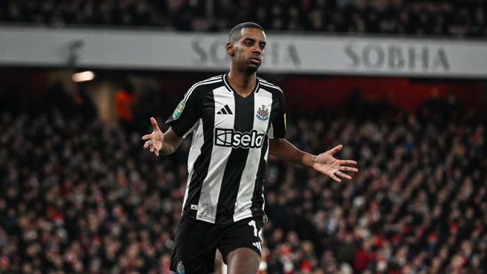 Isak is 'the best in Europe', declares Gordon after EFL Cup win