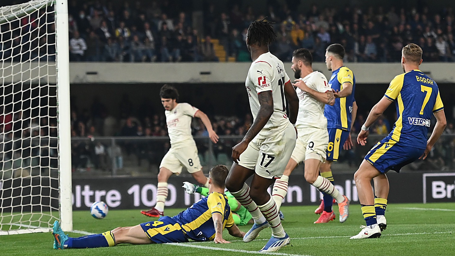 Sandro Tonali taps in to nudge Milan in front
