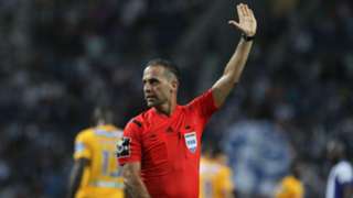 Former FIFA referee understands fans' blue card concern but urges patience