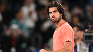 Alcaraz reaches Tokyo final despite first-set collapse