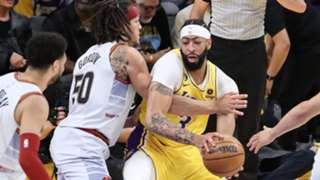 Anthony Davis, Lakers agree to 3-year, $186M contract extension