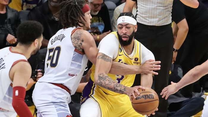 Anthony Davis, Lakers agree to 3-year, $186M contract extension